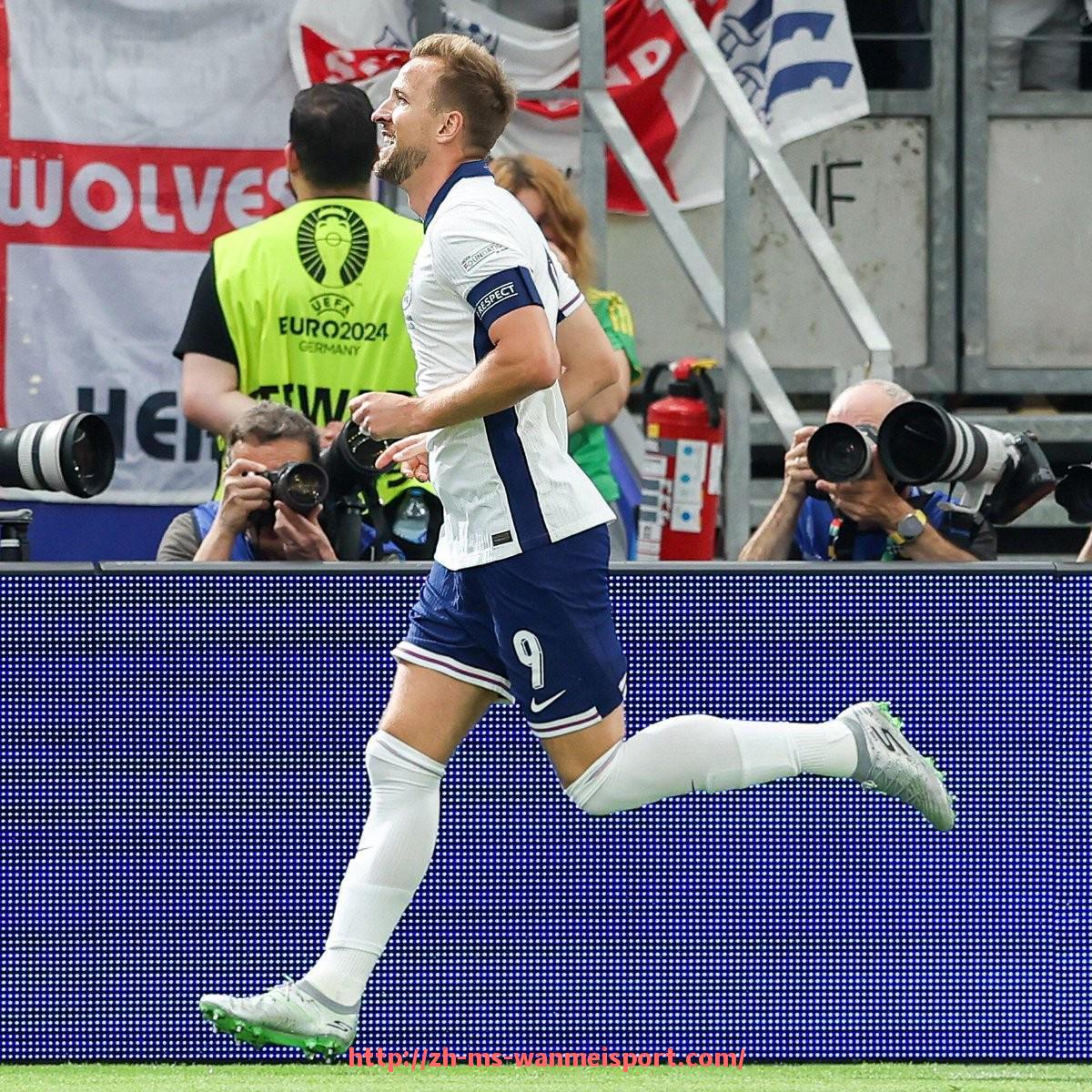 完美体育app-曼彻斯特球队是否参加德甲联赛?欧洲顶级联赛归属辨析